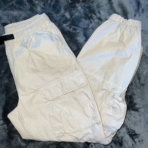 Aritzia TNA Cargo Pant